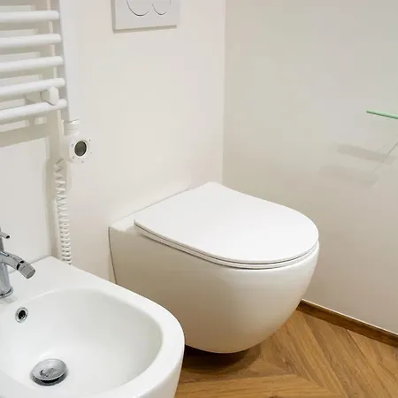 Loft Moderno Con Patio Privato A 100m Dalla Metro - La Taniere Milão