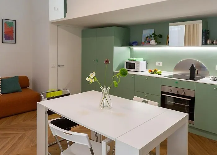 Loft Moderno Con Patio Privato A 100m Dalla Metro - La Taniere